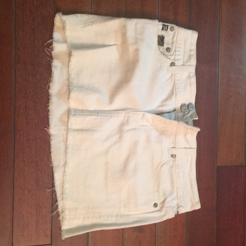 Miss Me White Mini Skirt